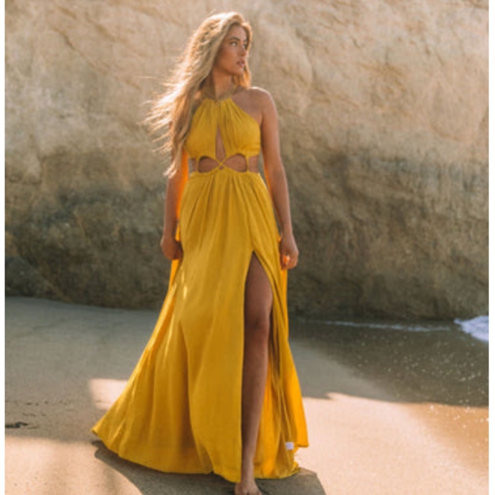 Cailey Cutout Halter Maxi Dress - Moss Yellow - Small